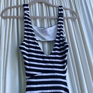 Lori M Swim Collection - size medium - long jersey maxi dress (black and white)